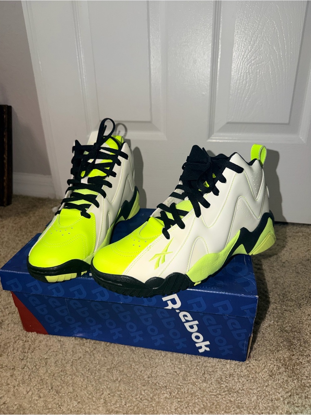 Reebok Kamikaze II Mid Neon Yellow Black Men’s 8.5